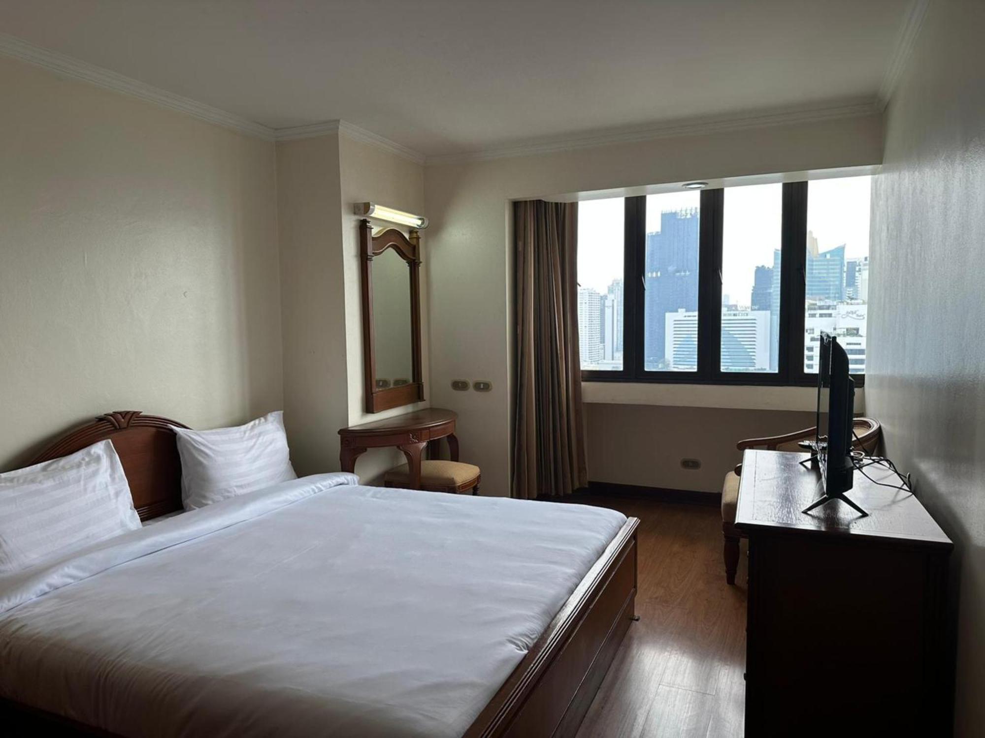 Omni Tower Sukhumvit Soi 4 Direct Leilighet Bangkok Eksteriør bilde