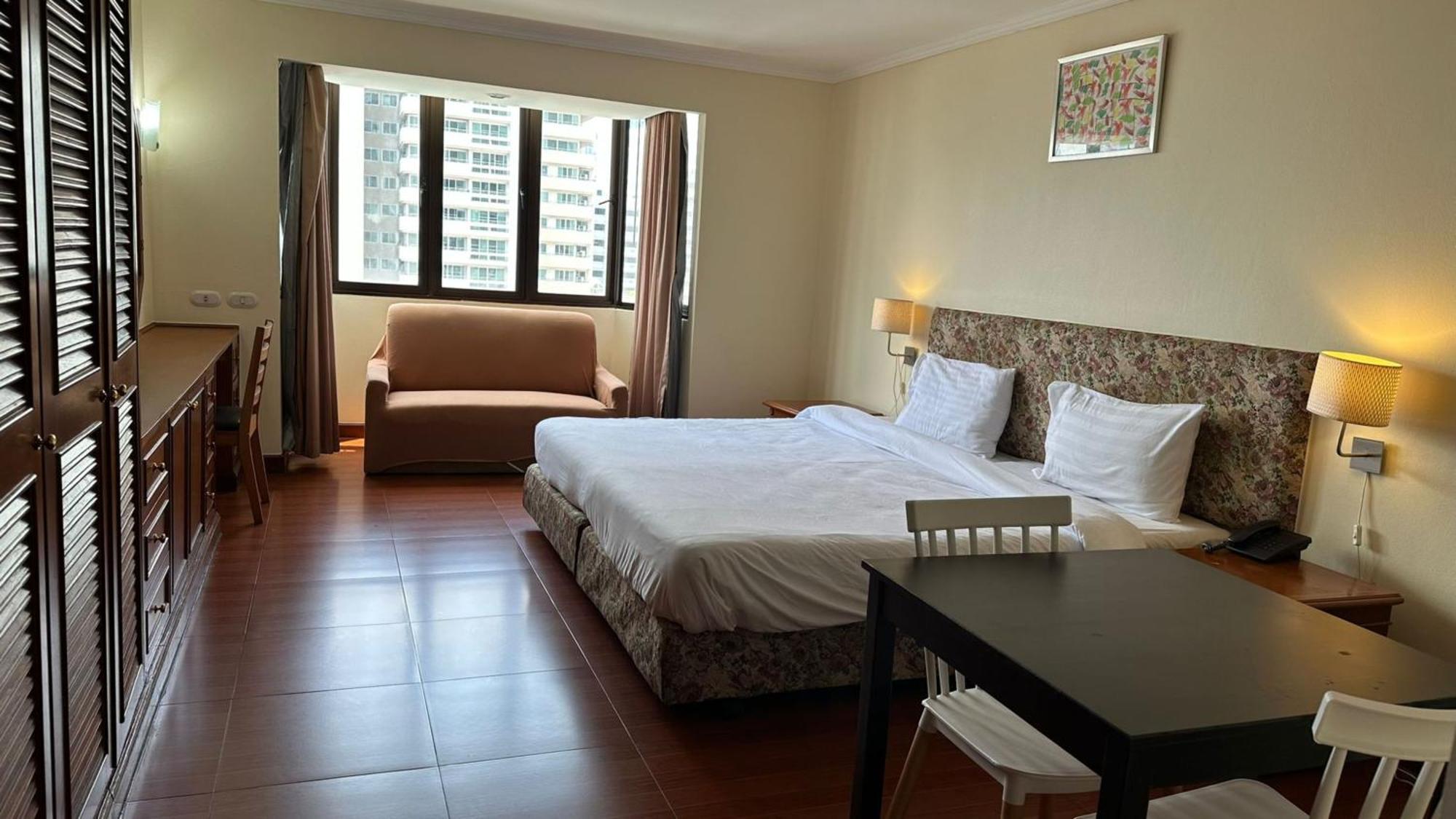 Omni Tower Sukhumvit Soi 4 Direct Leilighet Bangkok Eksteriør bilde