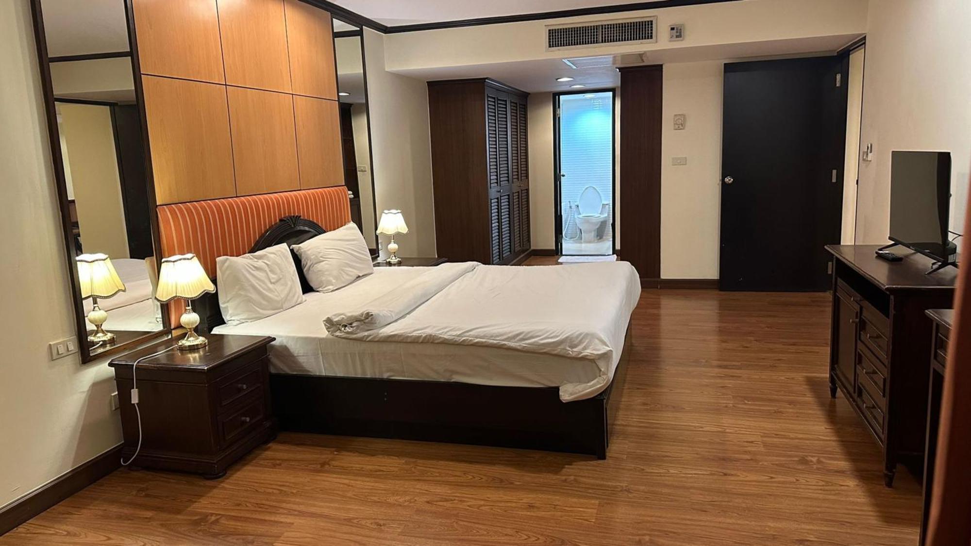 Omni Tower Sukhumvit Soi 4 Direct Leilighet Bangkok Eksteriør bilde