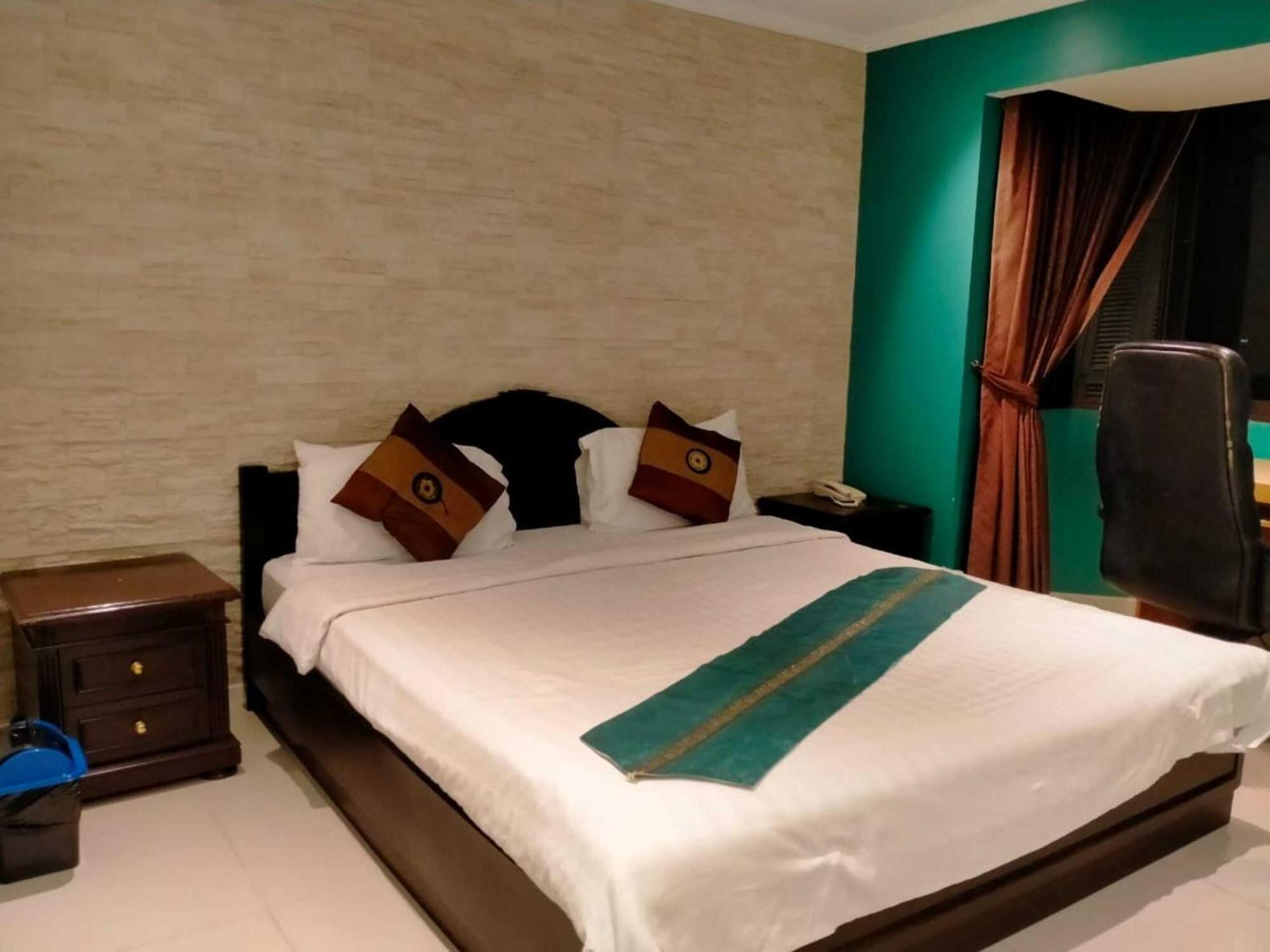 Omni Tower Sukhumvit Soi 4 Direct Leilighet Bangkok Eksteriør bilde