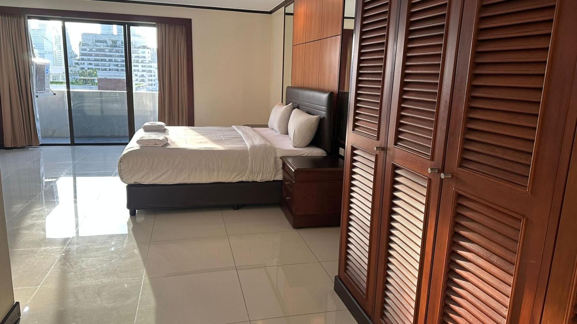 Omni Tower Sukhumvit Soi 4 Direct Leilighet Bangkok Eksteriør bilde