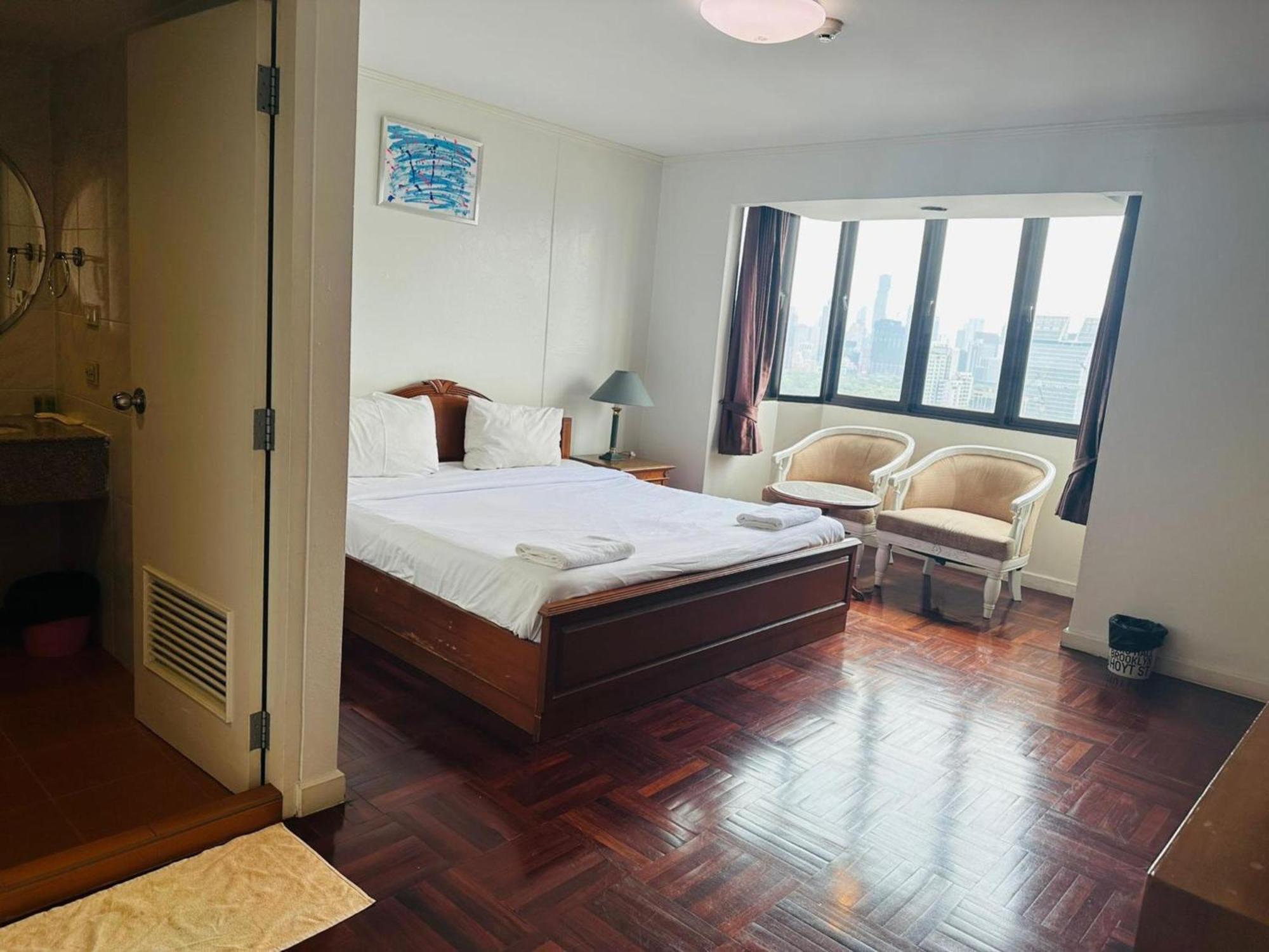 Fully Furnished Omni Tower Apartments Nana - Sukhumvit Soi 4 Bangkok Eksteriør bilde