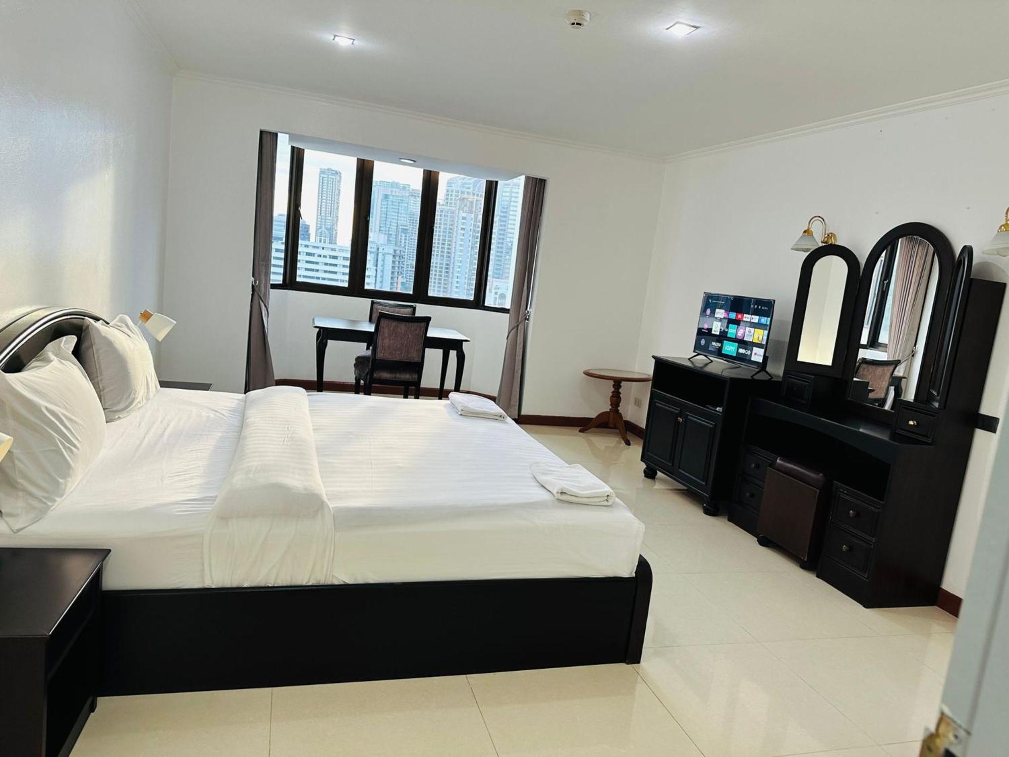 Omni Tower Sukhumvit Soi 4 Direct Leilighet Bangkok Eksteriør bilde