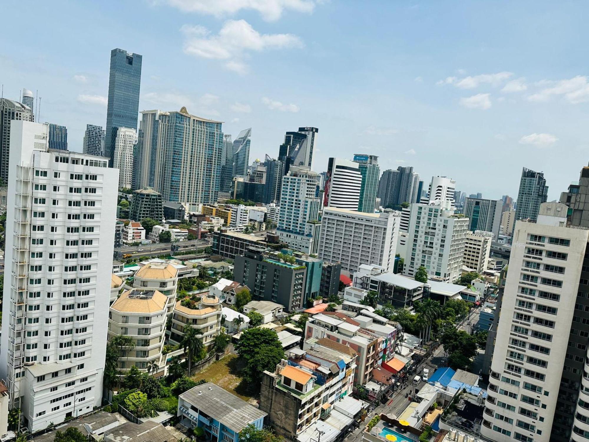 Omni Tower Sukhumvit Soi 4 Direct Leilighet Bangkok Eksteriør bilde