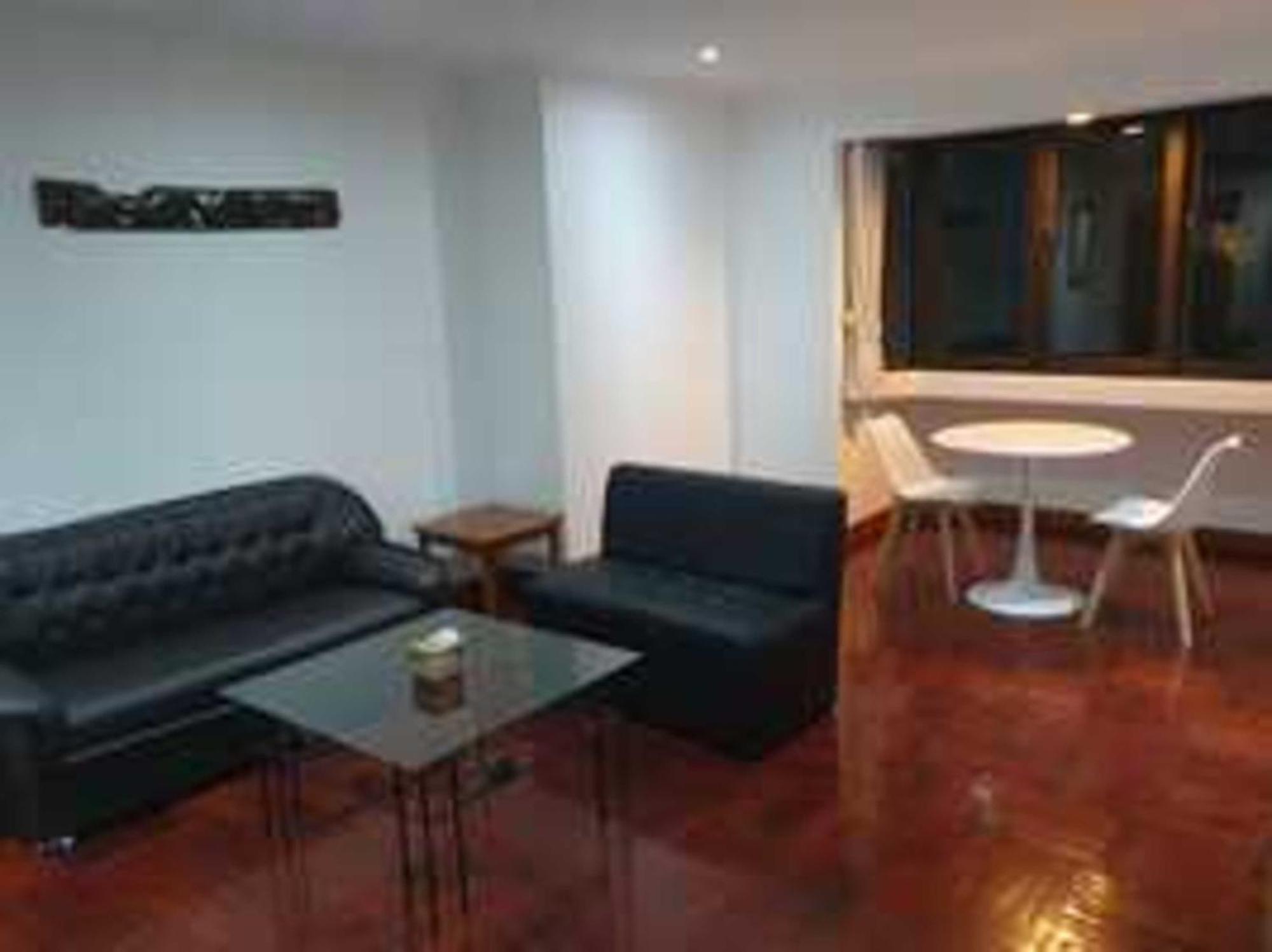 Omni Tower Sukhumvit Soi 4 Direct Leilighet Bangkok Eksteriør bilde