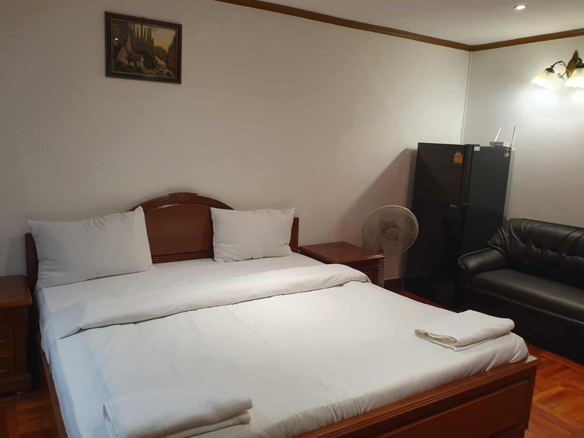 Omni Tower Sukhumvit Soi 4 Direct Leilighet Bangkok Eksteriør bilde