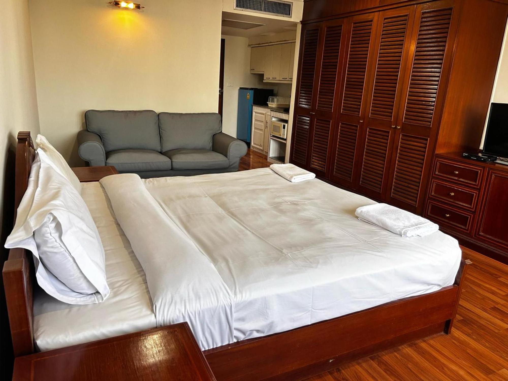 Fully Furnished Omni Tower Apartments Nana - Sukhumvit Soi 4 Bangkok Eksteriør bilde